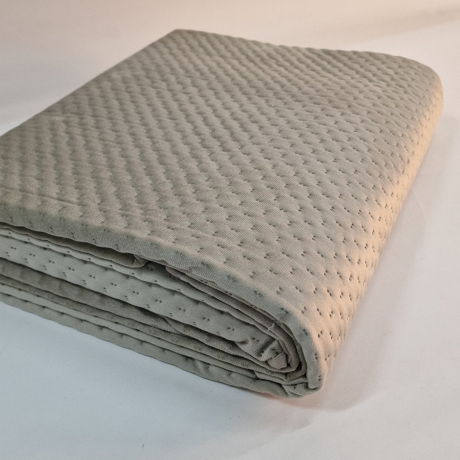 Copriletto Trapuntato in Velluto